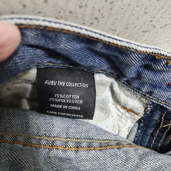 Vintage FUBU Denim Jeans Men's 30x32 Straight Cut Hip Hop Y2K Clean - Picture 10 of 11